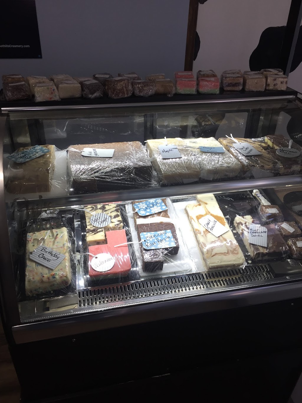 Daisy’s ice cream and sweets | 48 Main St, Big Valley, AB T0J 0G0, Canada | Phone: (403) 741-9366