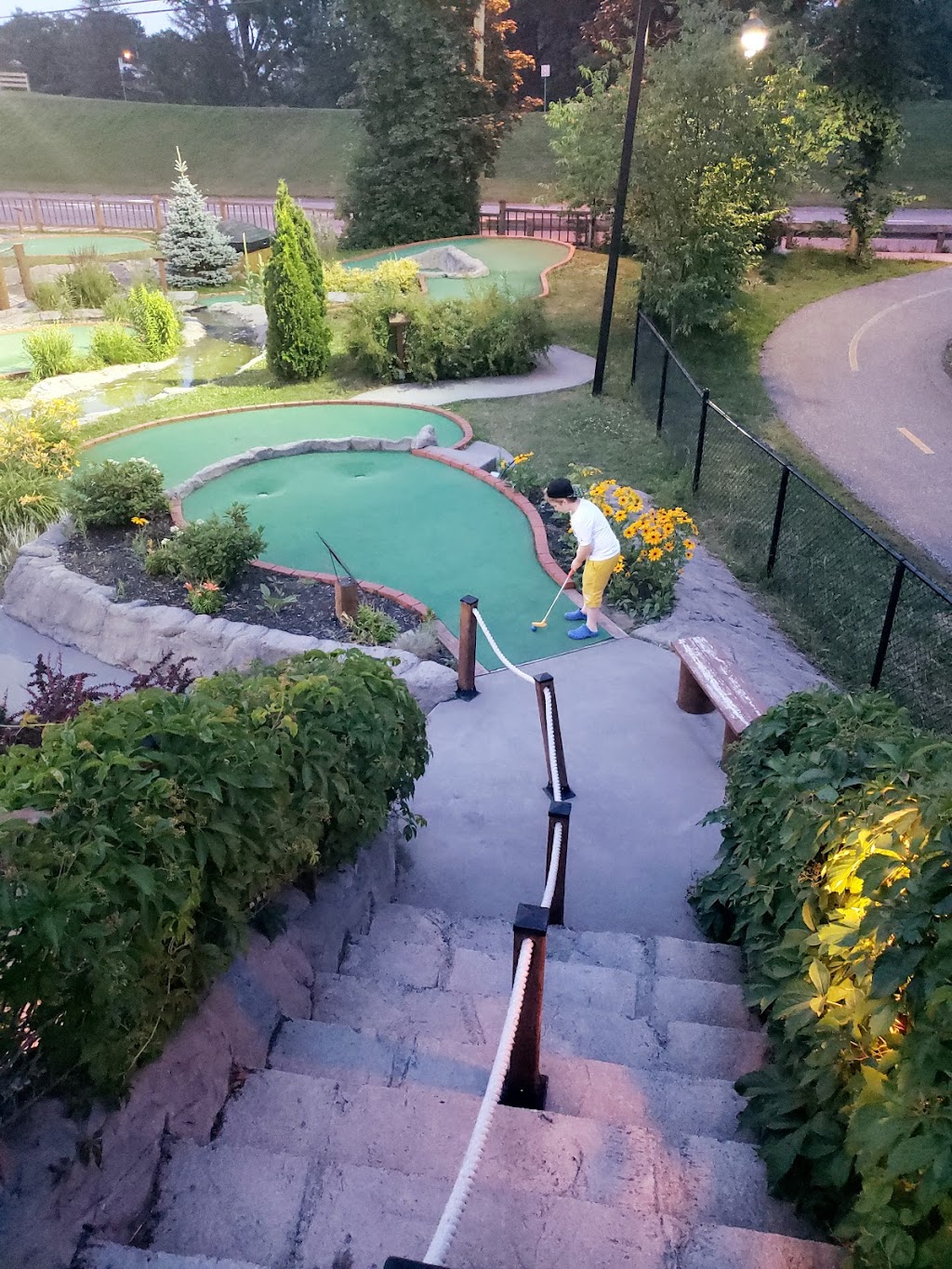 MiniGolf Victo | 1A Bd Jutras O, Victoriaville, QC G6P 1Y8, Canada | Phone: (819) 604-4388