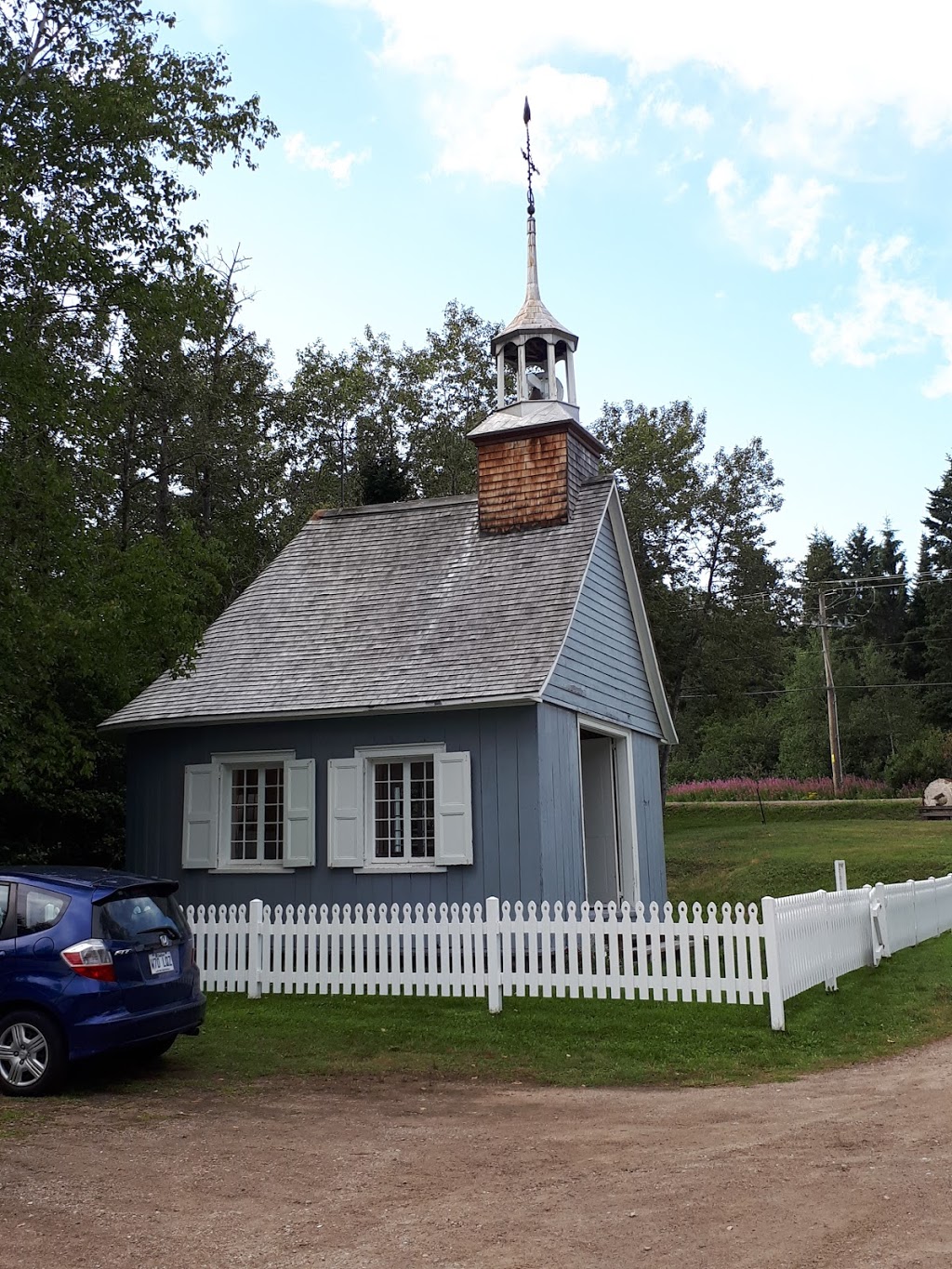 Le Moulin Seigneurial de Les Éboulements | 2040 Route du Fleuve, Les Éboulements, QC G0A 2M0, Canada | Phone: (418) 635-2239