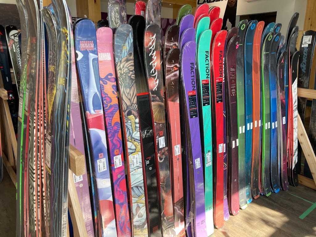 Ski Shop West Island | 48E Bd Brunswick, Pointe-Claire, QC H9B 2L3, Canada | Phone: (438) 805-2100