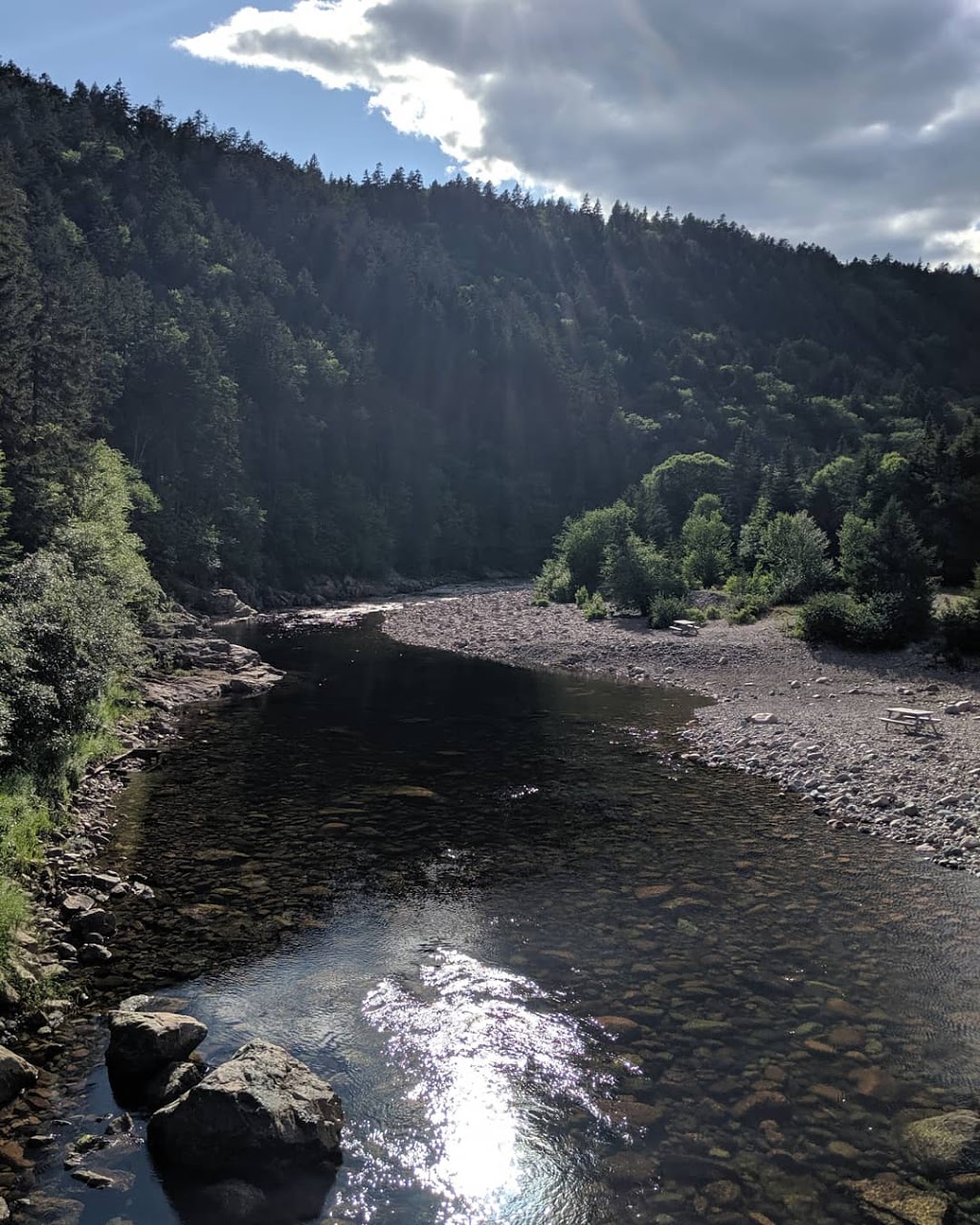 Fundy Trail Parkway West Kiosk | 3 Fundy Trail Pkwy, Salmon River, NB E5R 0B3, Canada | Phone: (506) 833-2019