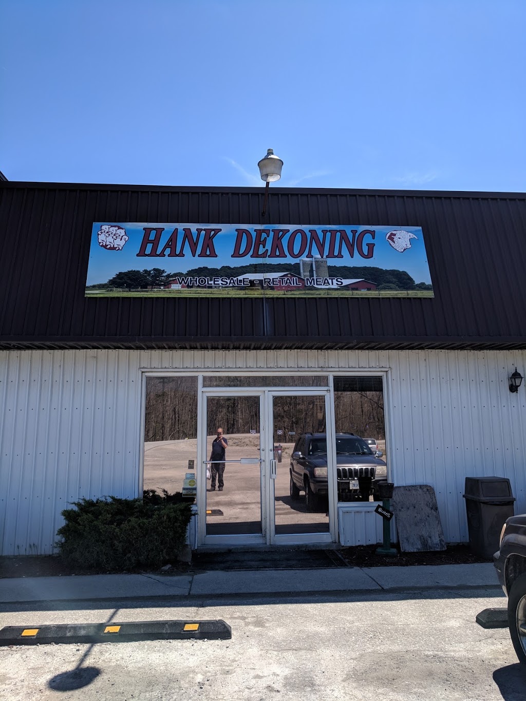 Hank De Koning Limited | 1768 ON-6, Port Dover, ON N0A 1N1, Canada | Phone: (519) 583-0115