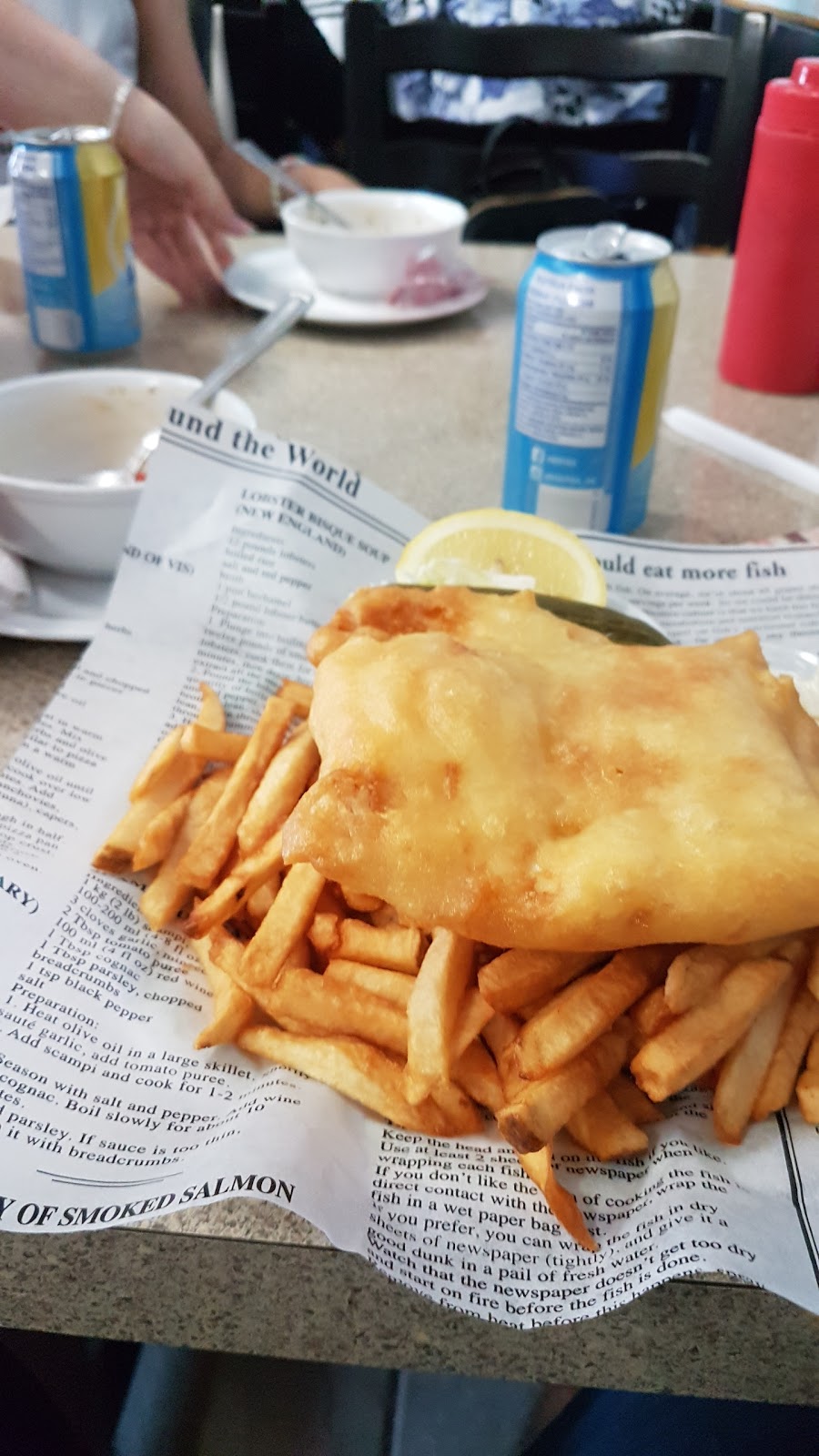 Bluewater Fish & Grill | 7159 ON-26, Stayner, ON L0M 1S0, Canada | Phone: (705) 428-6482
