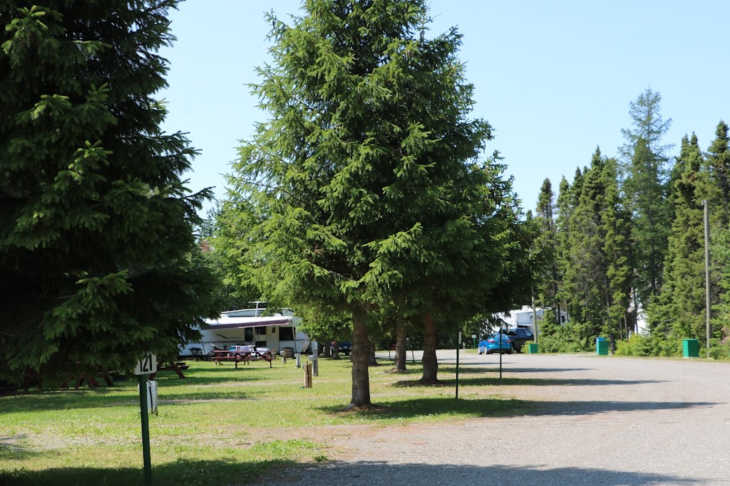 Camping Municipal De Trois Pistoles | 100 Rue du Chanoine-Côté, Trois-Pistoles, QC G0L 4K0, Canada | Phone: (418) 851-4515