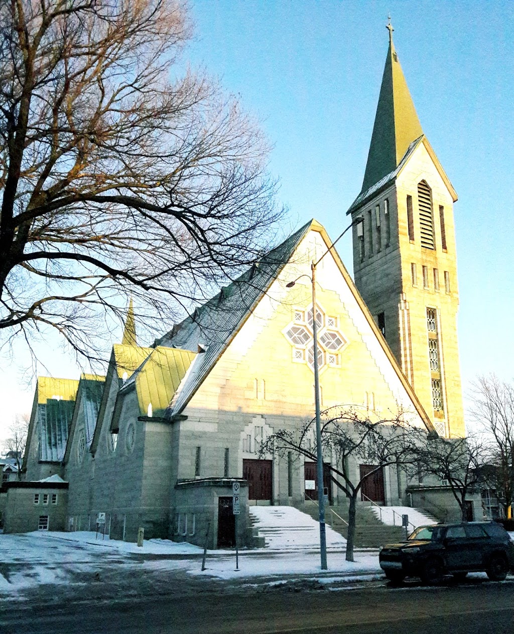 Saint-Fidèle Church | 4e Avenue, 1260 4e Avenue, Québec, QC G1J 5J5, Canada | Phone: (418) 523-8992