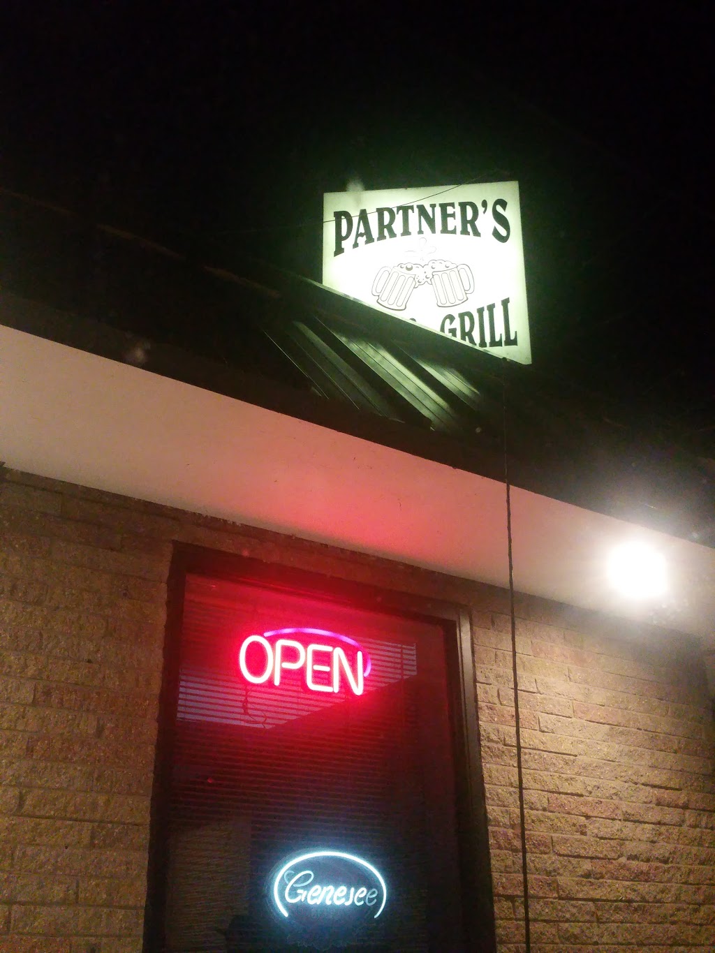 Partners Pizzeria & Bar | 395 Shanley St, Buffalo, NY 14206, USA | Phone: (716) 894-0594