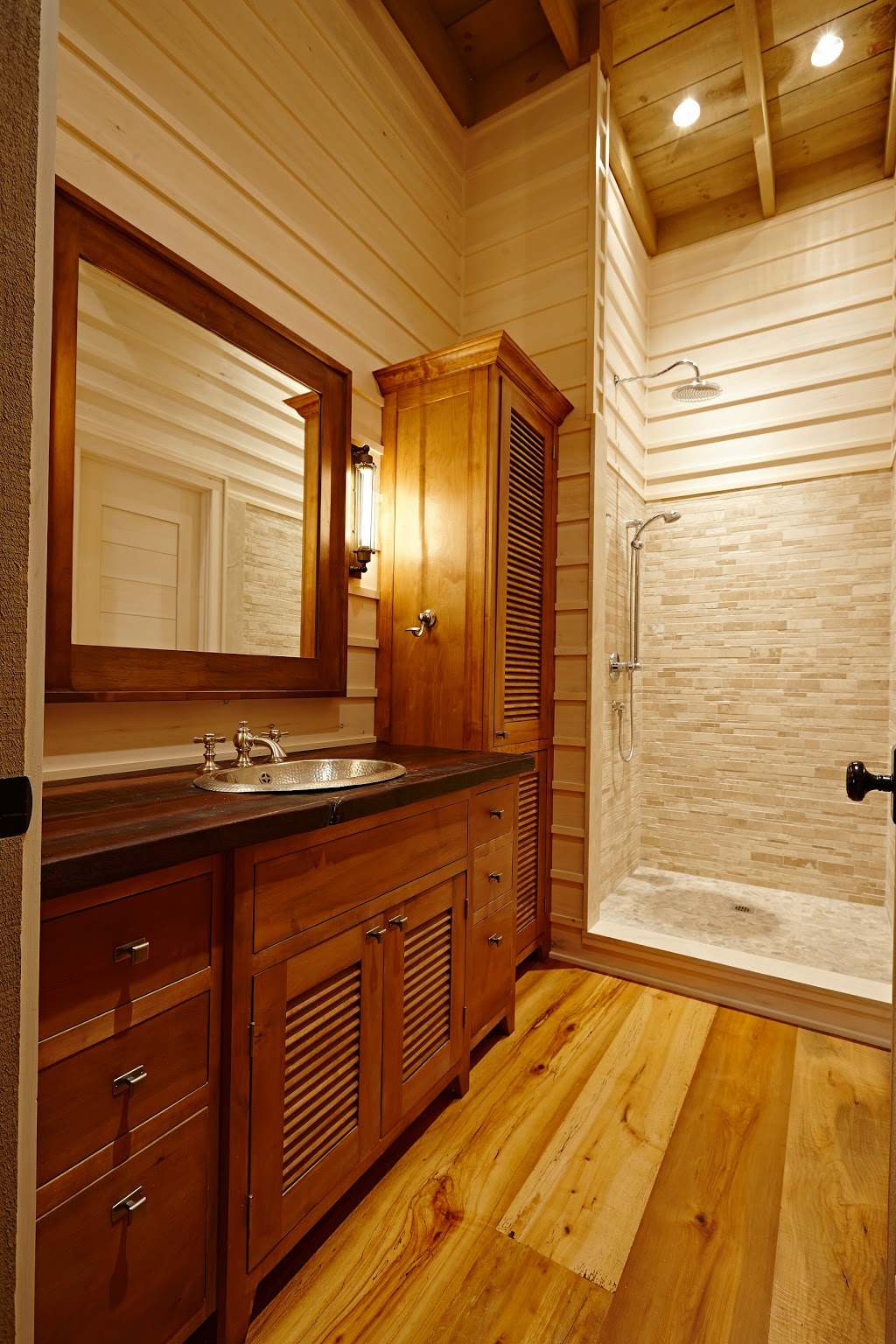 Thomas James Cabinetry Inc | 1513 Butter & Egg Rd RR6, Bracebridge, ON P1L 1X4, Canada | Phone: (705) 764-3708