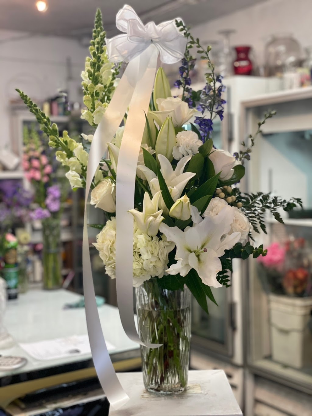 Manites Flower Shop | 7656 6th St, Burnaby, BC V3N 3M7, Canada | Phone: (604) 524-8724