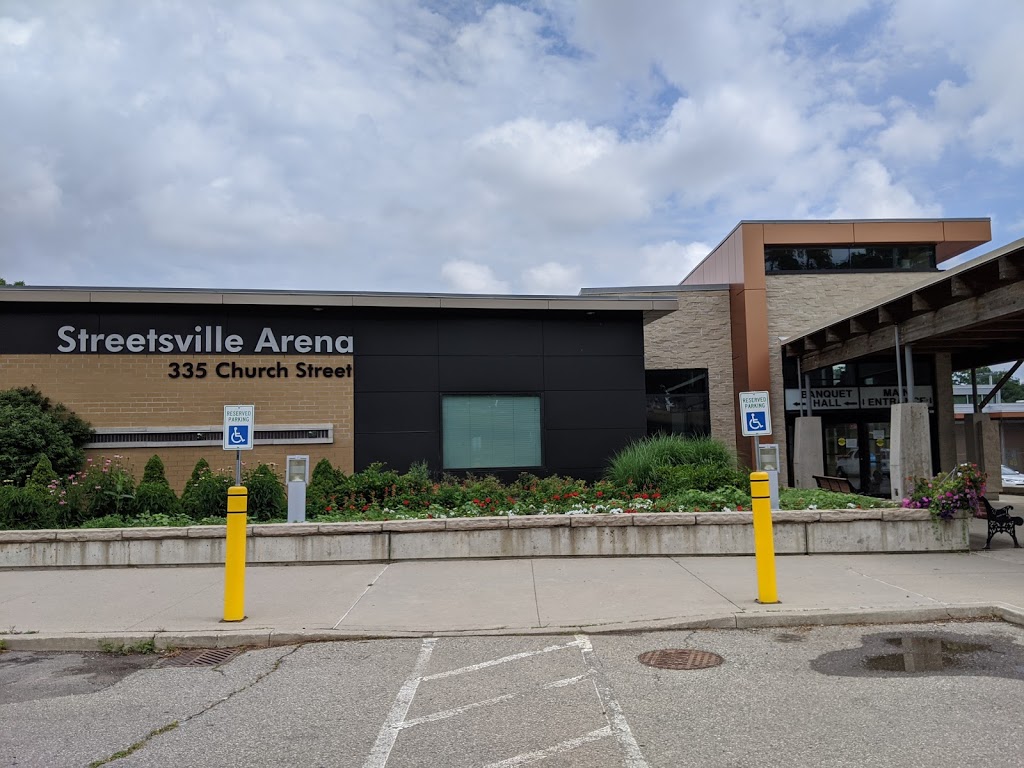 Streetsville Arena | 335 Church St, Mississauga, ON L5M 2C2, Canada | Phone: (905) 826-3011