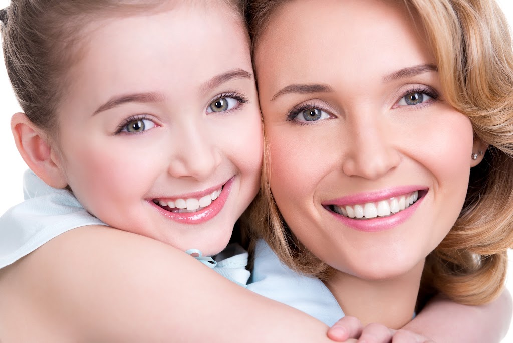 Smiles at Summerhill Dental | 16880 Yonge St, Newmarket, ON L3Y 0A3, Canada | Phone: (905) 715-7355