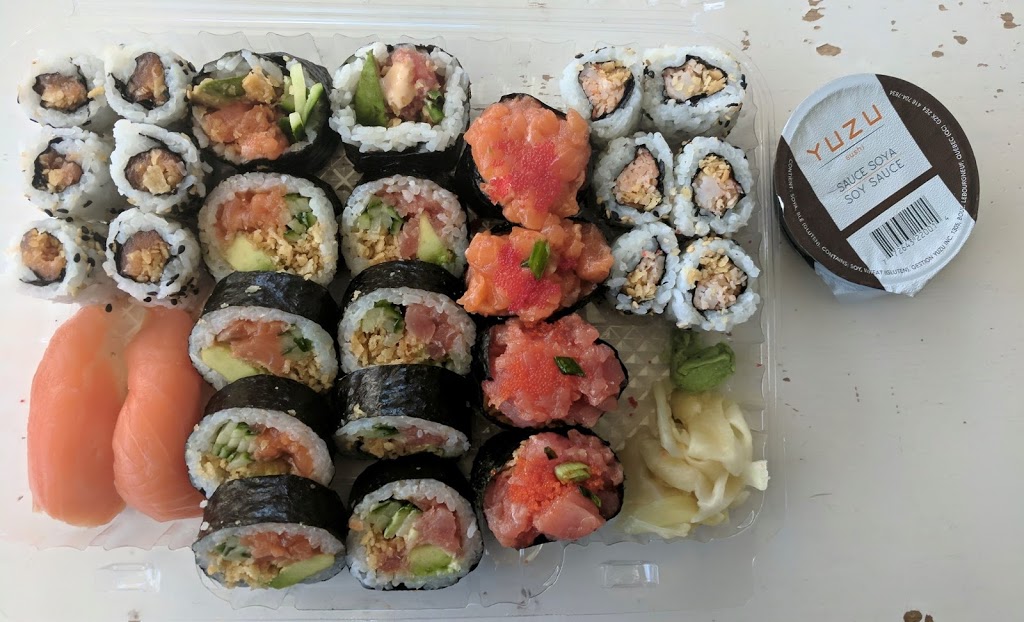 Yuzu sushi | 9733 Boulevard Sainte-Anne, Sainte-Anne-de-Beaupré, QC G0A 3C0, Canada | Phone: (418) 702-1999