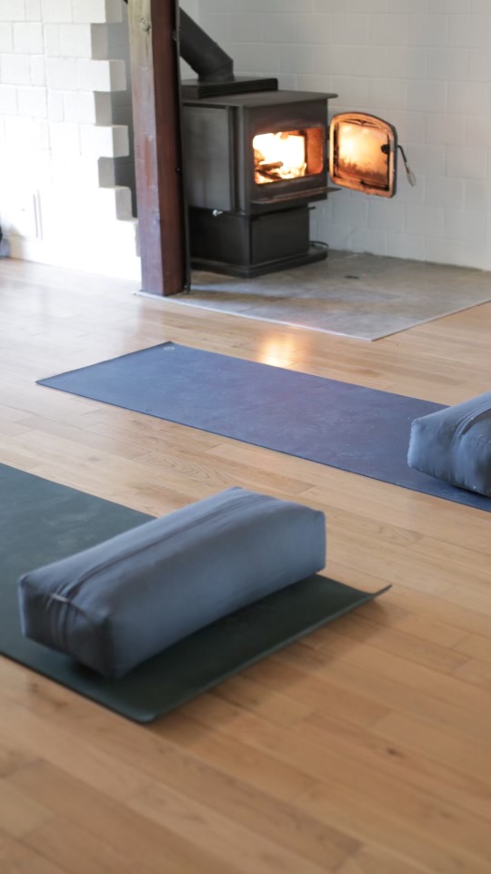 The Pines Yoga & Wellness House | 651 Pine Pit Pl, Comox, BC V9M 3V4, Canada | Phone: (403) 701-7435