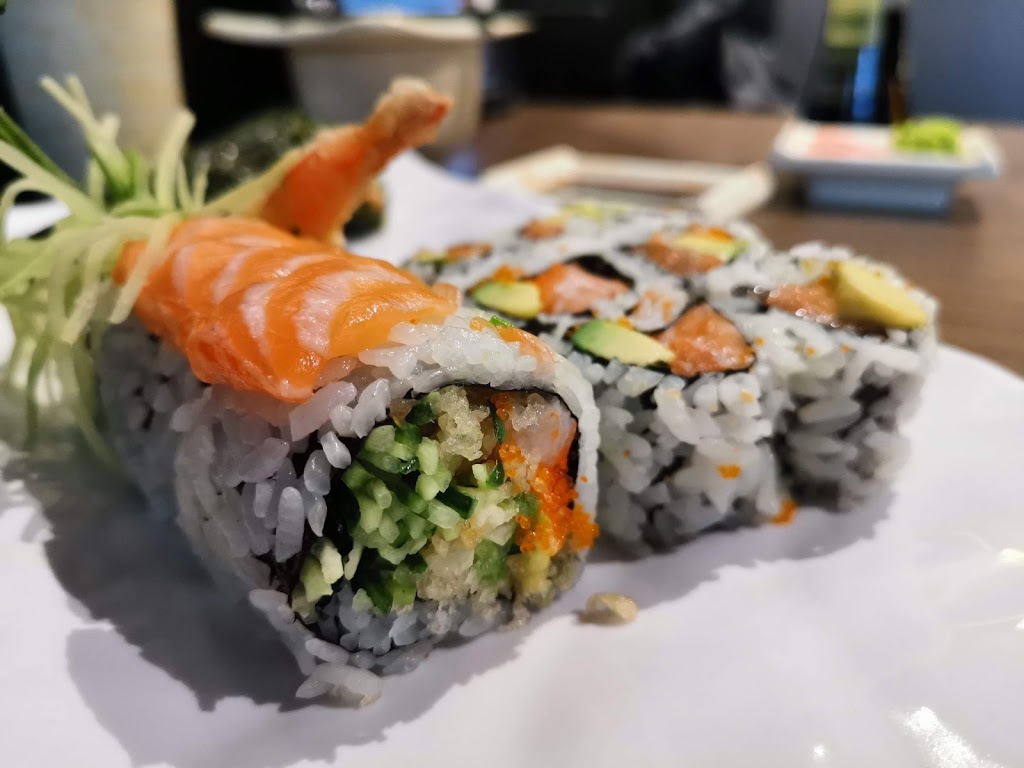 Hockey Sushi | 1102 Centre St, Thornhill, ON L4J 3M8, Canada | Phone: (905) 882-6663