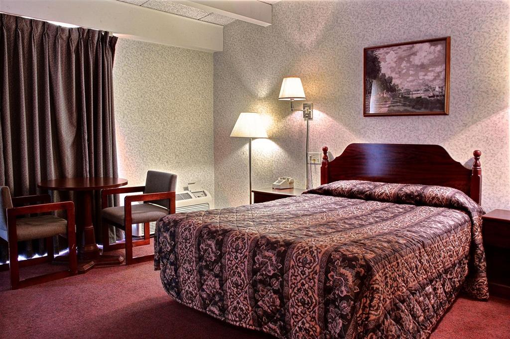 Americas Best Value Inn Niagara Falls | 6505 Niagara Falls Blvd, Niagara Falls, NY 14304, USA | Phone: (716) 283-8791