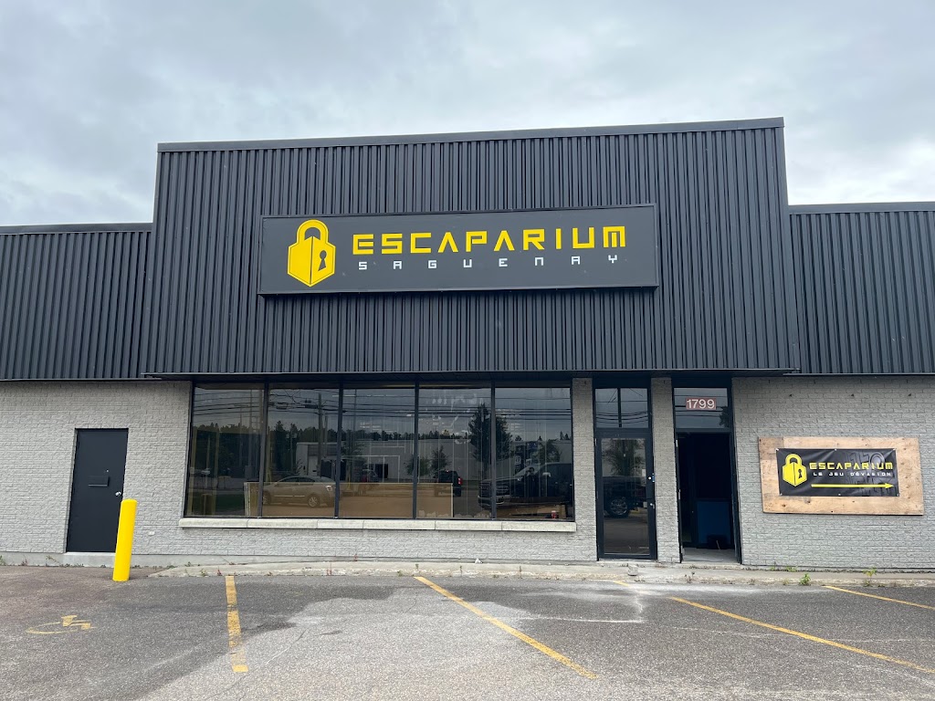 Escaparium Saguenay Talbot | 1799 Bd Talbot, Saguenay, QC G7H 7Y4, Canada | Phone: (581) 222-1162