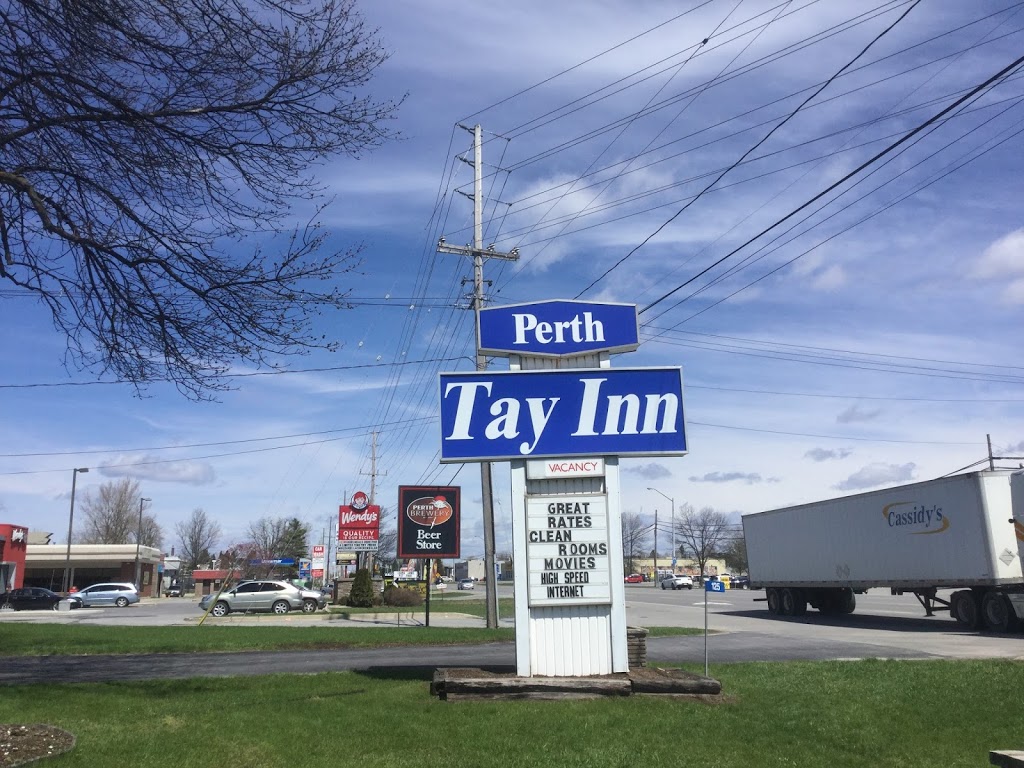 Tay Inn | 125 Dufferin Street hwy 7 & 511, Perth, ON K7H 3A5, Canada | Phone: (613) 267-3300