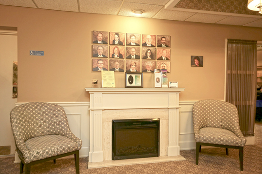 Cresmount Funeral Home - Fennell Chapel | 322 Fennell Ave E, Hamilton, ON L9A 1T2, Canada | Phone: (905) 387-2111