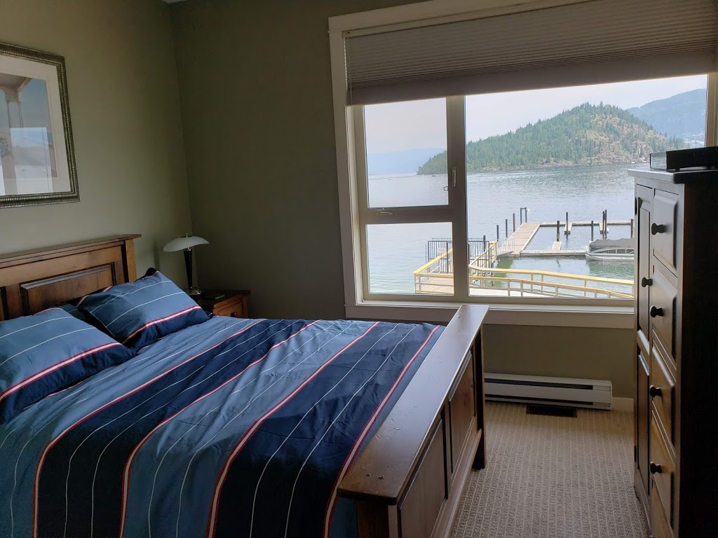 Shuswap Beachfront by the Park | 1294 Deodar Rd Unit 8, Scotch Creek, BC V0E 1M5, Canada | Phone: (778) 245-8396