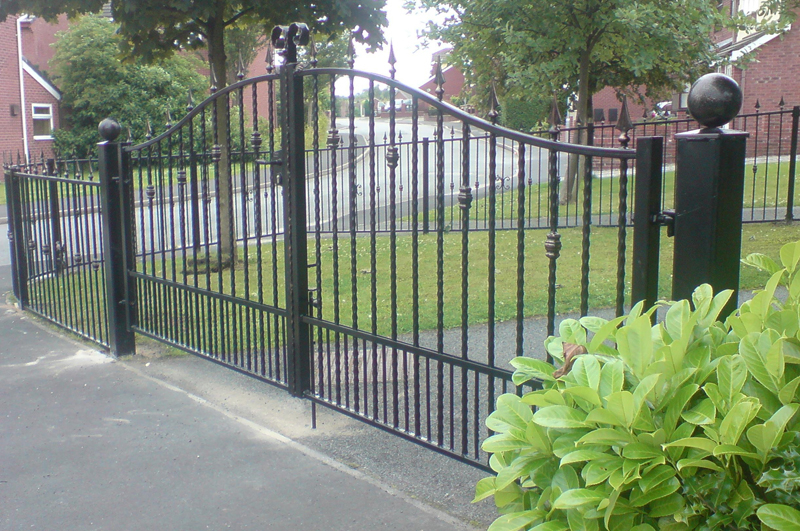 Western Fence & Gate Ltd | 6340 148 St, Surrey, BC V3S 3C4, Canada | Phone: (604) 543-7665