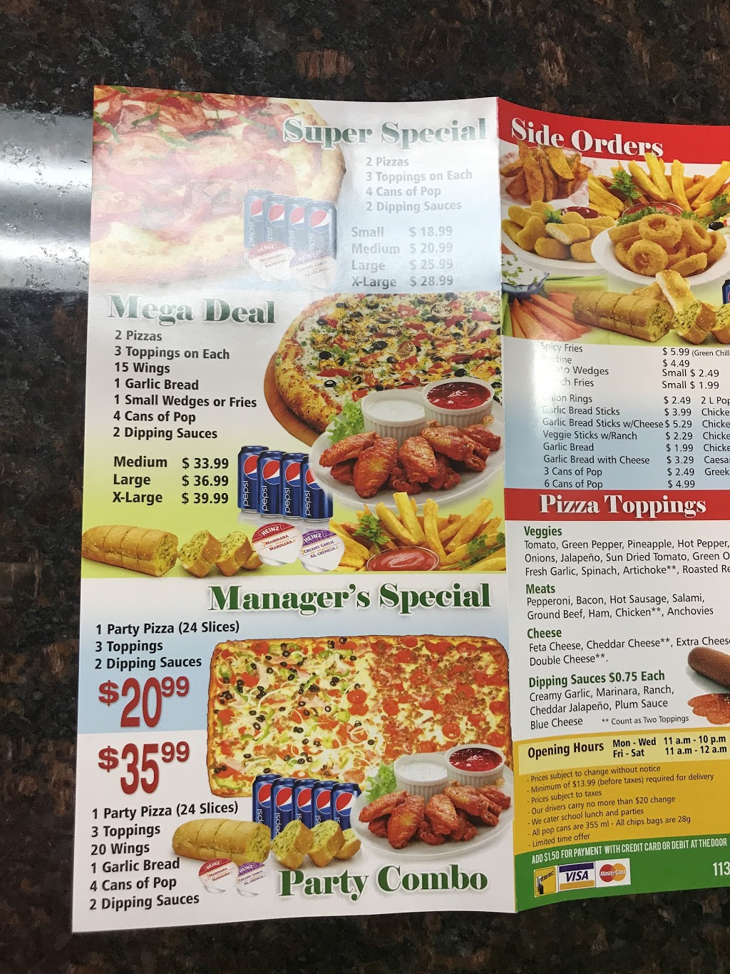 World Famous Pizza | 1145 Morningside Ave #40, Scarborough, ON M1B 0A7, Canada | Phone: (416) 283-9292