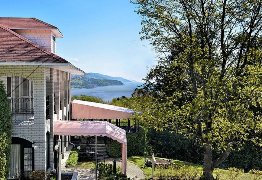 Auberge Des Falaises | 250 Chem. des Falaises, La Malbaie, QC G5A 2V2, Canada | Phone: (418) 665-3731