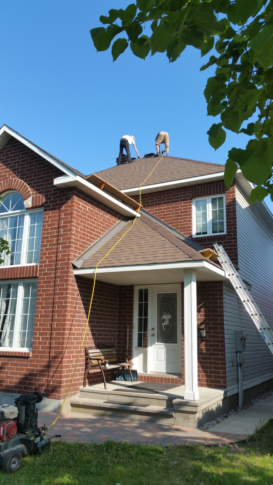 Algonquin Roofing and Reno | 2061-A Baseline Rd, Ottawa, ON K2C 0C8, Canada | Phone: (613) 698-9846