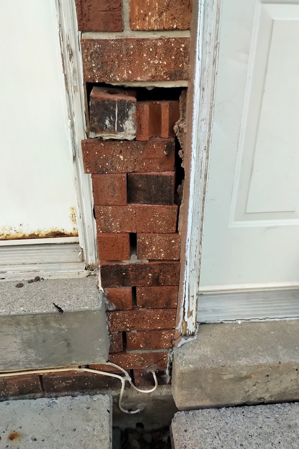 Fix My Brick | 498 Glancaster Rd, Mount Hope, ON L0R 1W0, Canada | Phone: (905) 807-0404