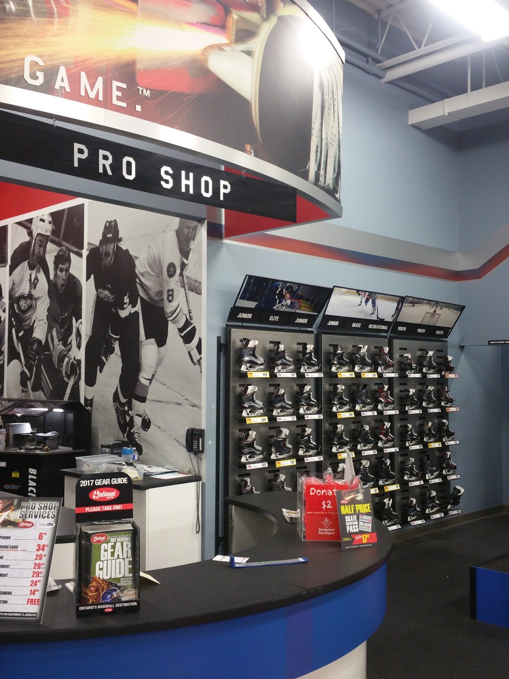 National Sports - Newmarket | 1111 Davis Drive 404 Shopping Centre, Newmarket, ON L3Y 8X2, Canada | Phone: (905) 853-7965