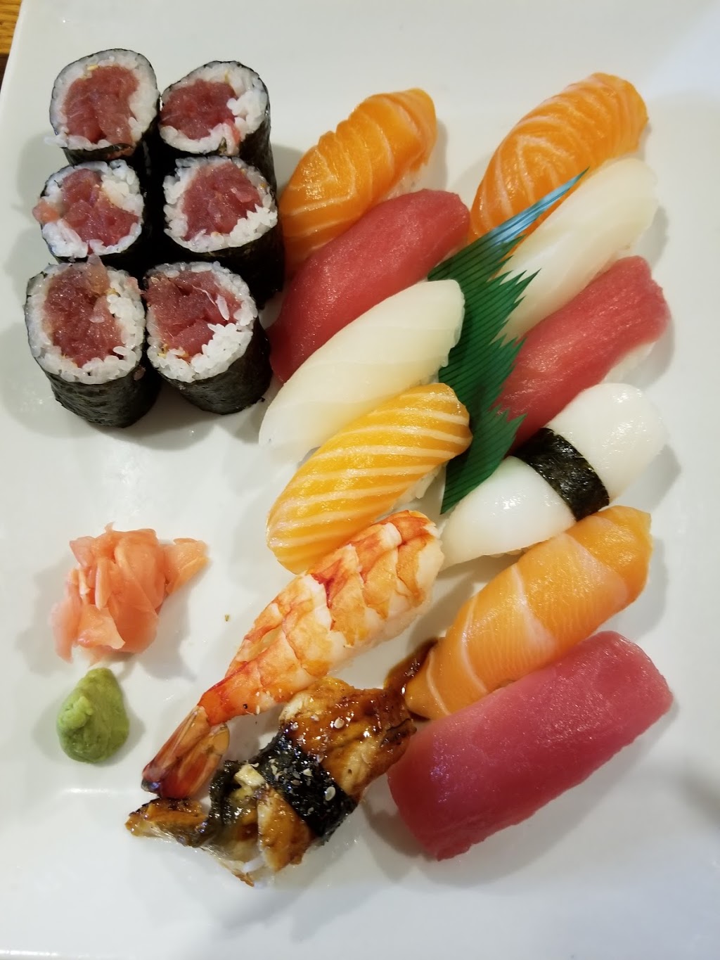 Yoko Japanese Restaurant | 490 McNicoll Ave, North York, ON M2H 2E1, Canada | Phone: (416) 502-9750