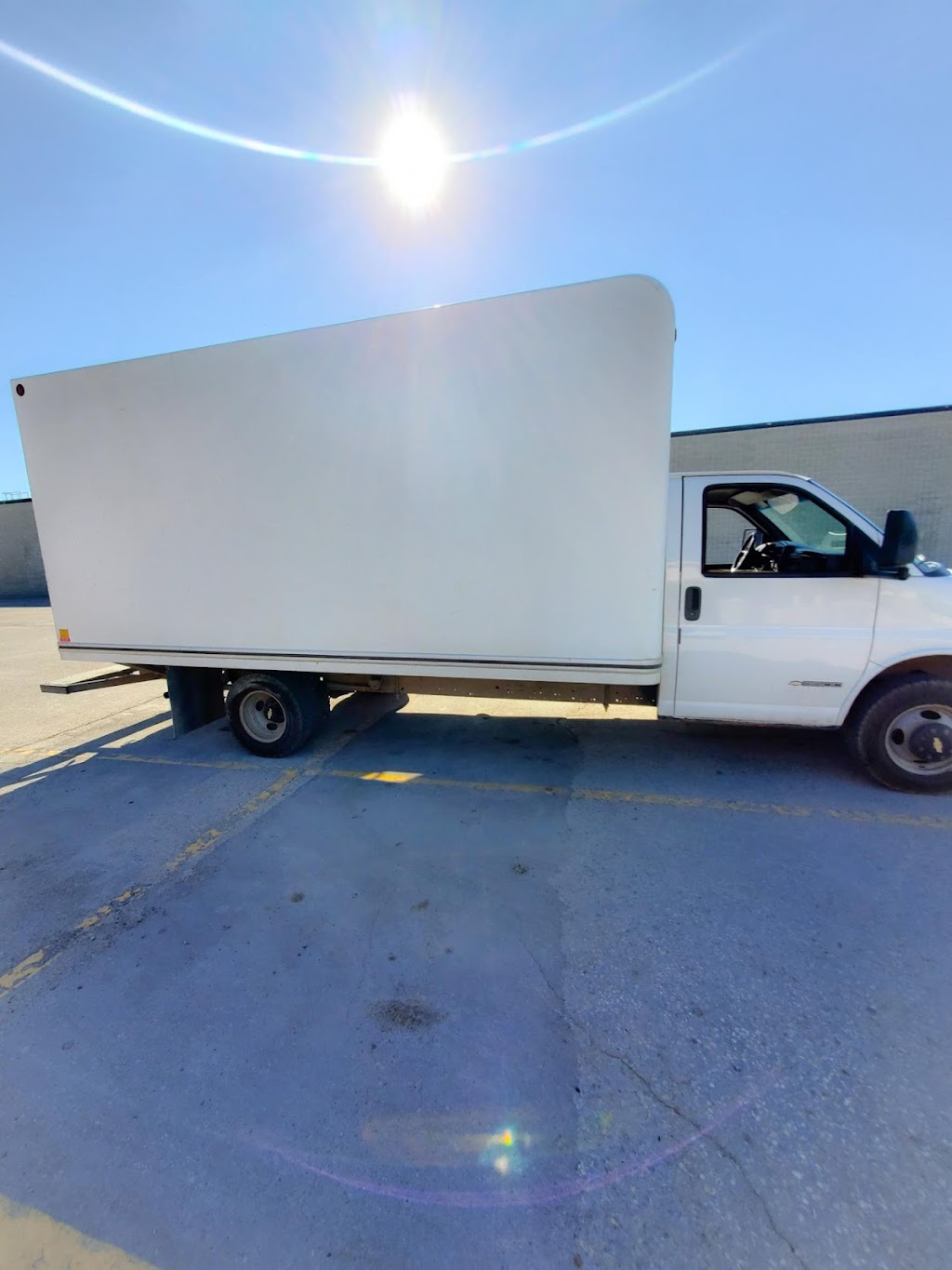 Ozanna Movers | 241 Henderson Hwy, Winnipeg, MB R2L 1M1, Canada | Phone: (204) 583-0107