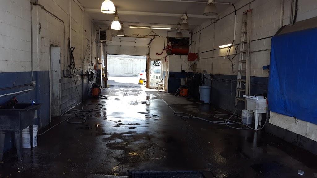 Car Wash By Hand | 1831 Boulevard Taschereau, Longueuil, QC J4K 2X9, Canada | Phone: (450) 332-8260