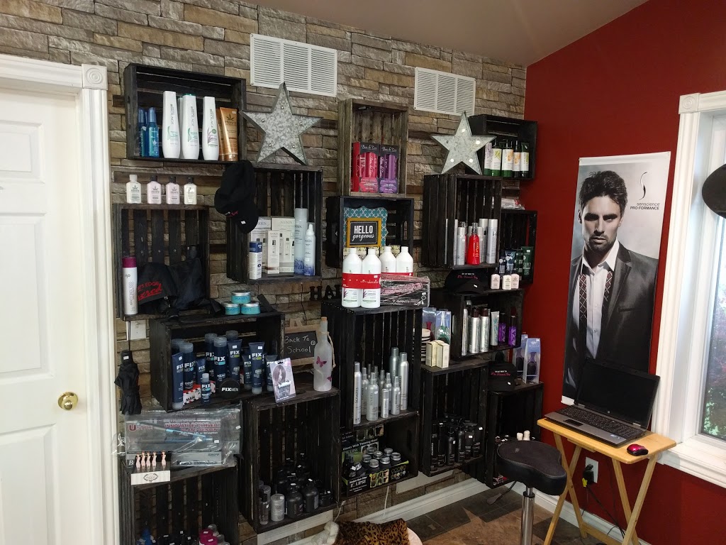 Scissors Edge | 5431 Minnetonka Rd, Roseneath, ON K0K 2X0, Canada | Phone: (905) 352-2211