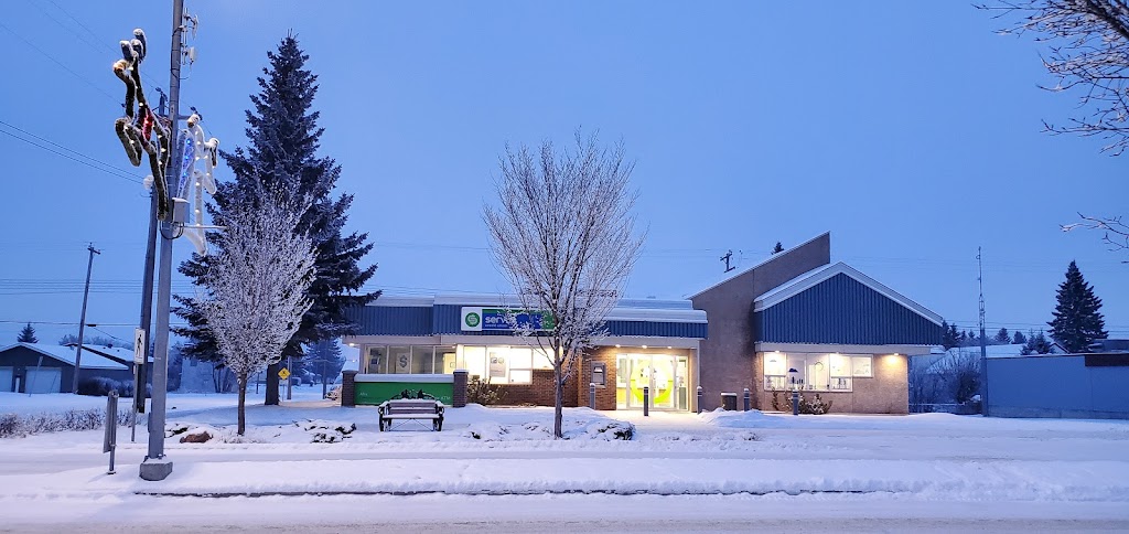 Servus Credit Union - Alix | 4859 Main St, Alix, AB T0C 0B0, Canada | Phone: (403) 747-2751