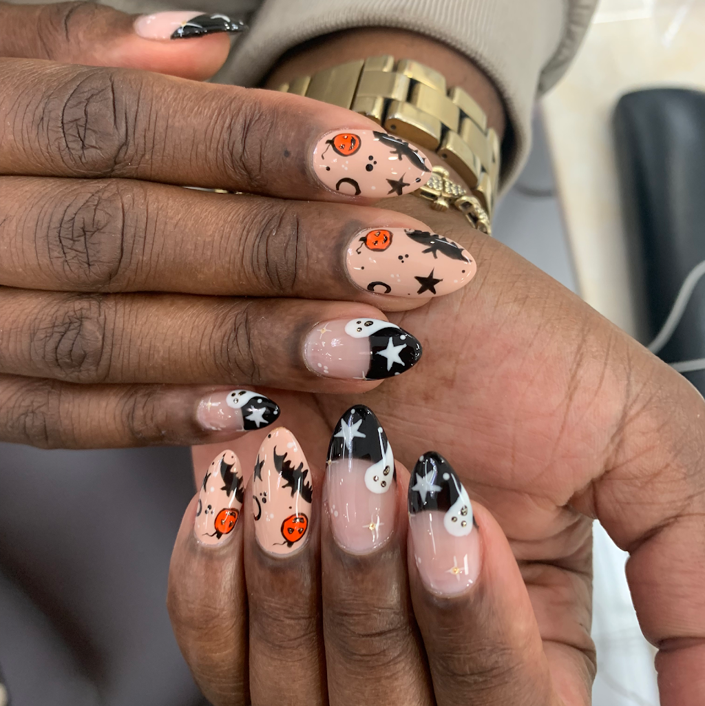 Sunday Nails and Spa | 39 King George Rd, Brantford, ON N3R 5K2, Canada | Phone: (519) 304-7989