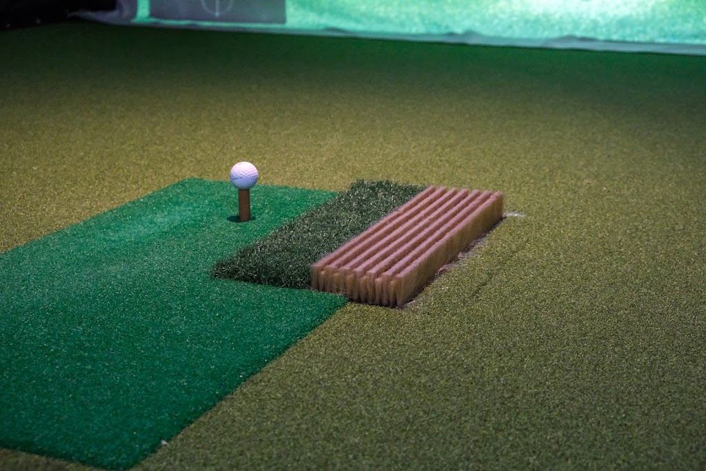 TARGET Indoor Golf Simulator - Mississauga | 2390 Cawthra Rd #3, Mississauga, ON L5A 2X1, Canada | Phone: (647) 797-7702