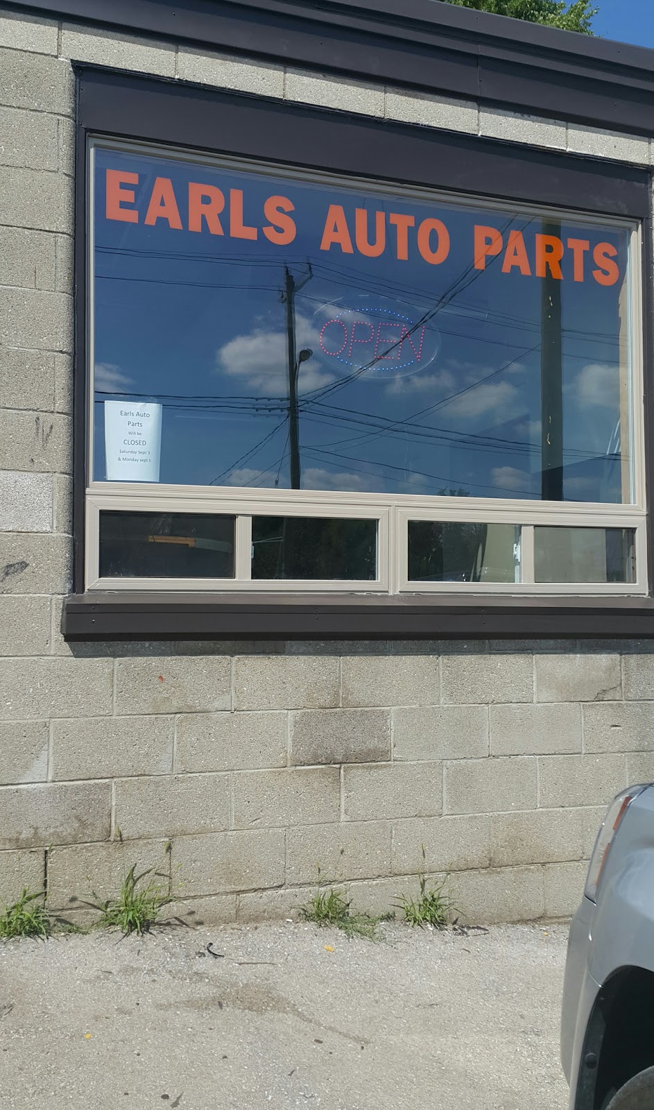 Earls Auto Parts | 956 Guelph St, Kitchener, ON N2H 5Z2, Canada | Phone: (519) 744-3573