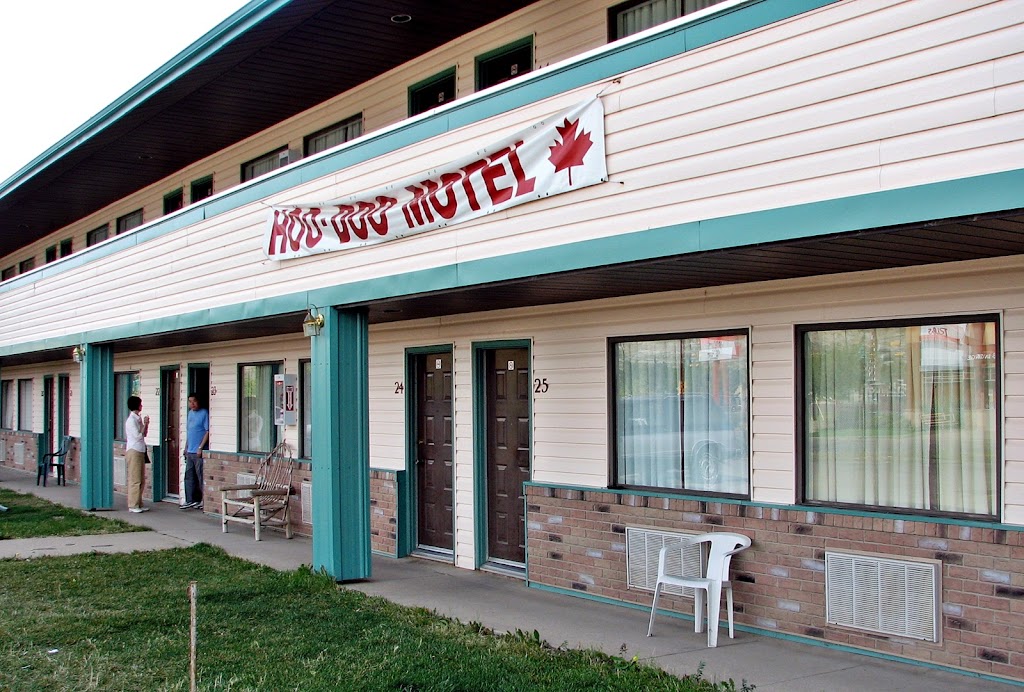 Hoo-Doo Motel | 703 AB-9, Drumheller, AB T0J 0Y0, Canada | Phone: (403) 823-5662