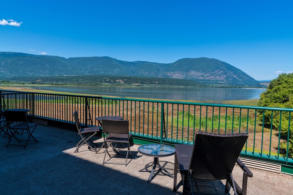 Prestige Harbourfront Resort, BW Premier Collection | 251 Harbourfront Dr, Salmon Arm, BC V1E 2W7, Canada | Phone: (250) 833-5800