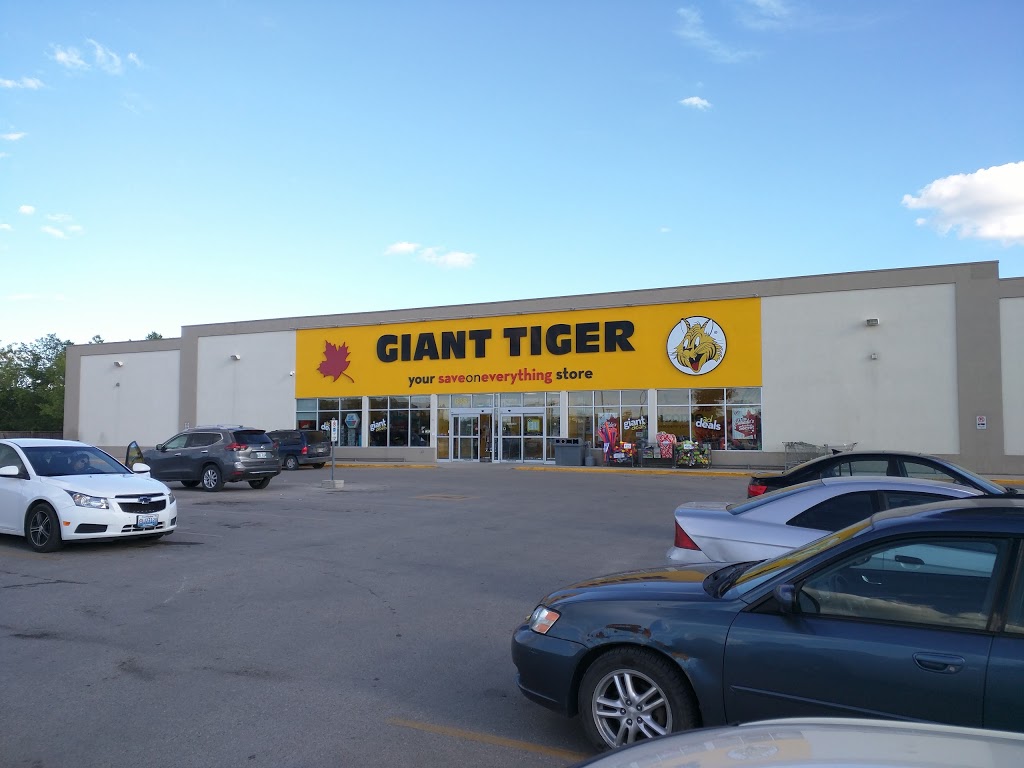 Giant Tiger | 838 Regent Ave W, Winnipeg, MB R2C 1N3, Canada | Phone: (204) 224-1310