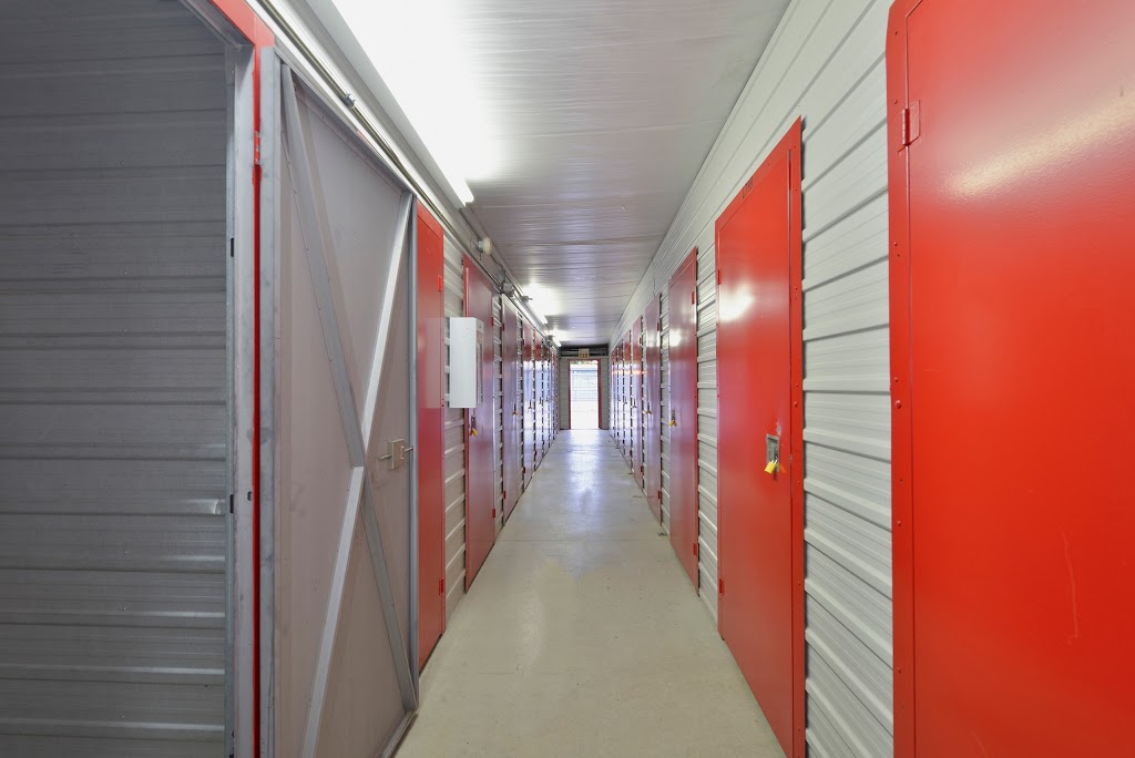 Apple Self Storage | 6 Dawes Rd, Toronto, ON M4C 5A7, Canada | Phone: (416) 690-8585