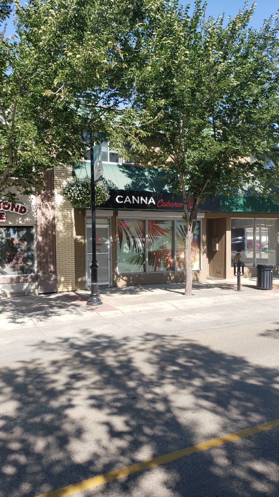 Canna Cabana | 10310 100 Ave Unit A, Fort Saskatchewan, AB T8L 1Z1, Canada | Phone: (587) 285-1445