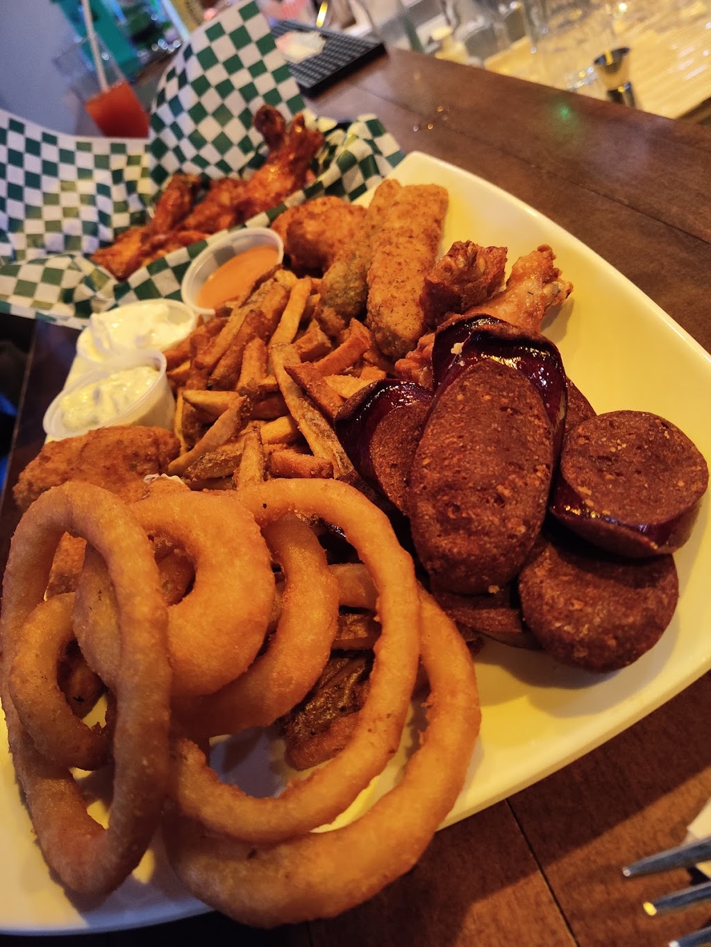 Gradys Pub&Eatery | 3145 Main St, Salisbury, NB E4J 2K2, Canada | Phone: (506) 372-8097