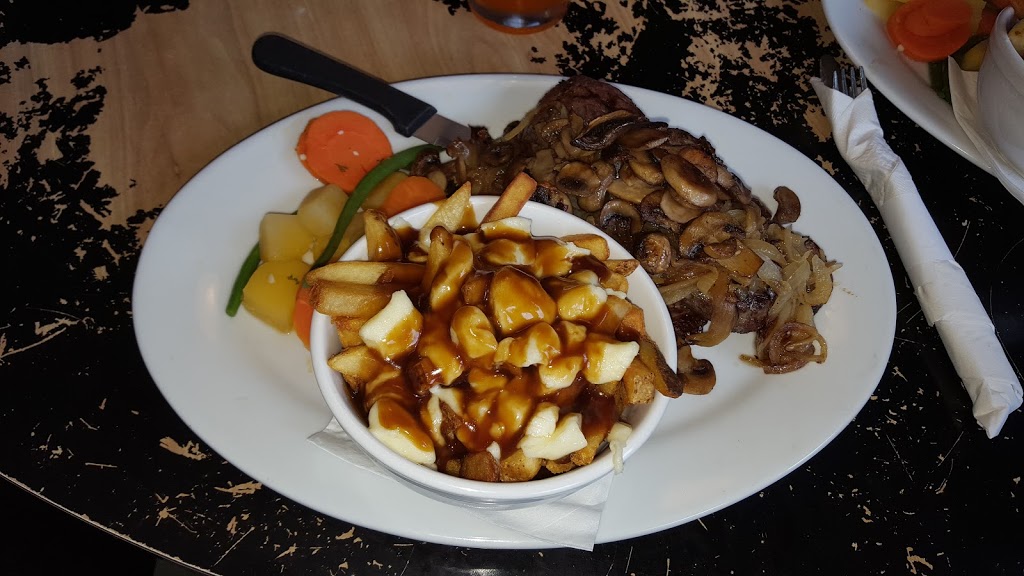 Applewoods Restaurant | 5494 Prospect Rd, New Minas, NS B4N 3K8, Canada | Phone: (902) 681-3692