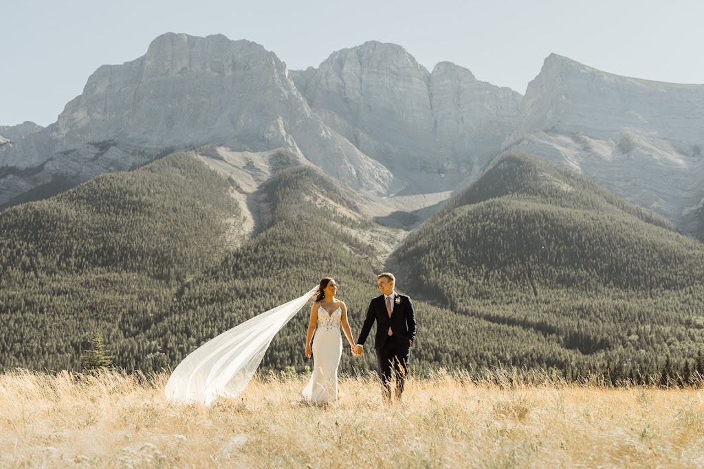 Willow and Wolf Banff Elopement Photographers | 200 Glacier Dr, Canmore, AB T1W 1K6, Canada | Phone: (403) 333-6663