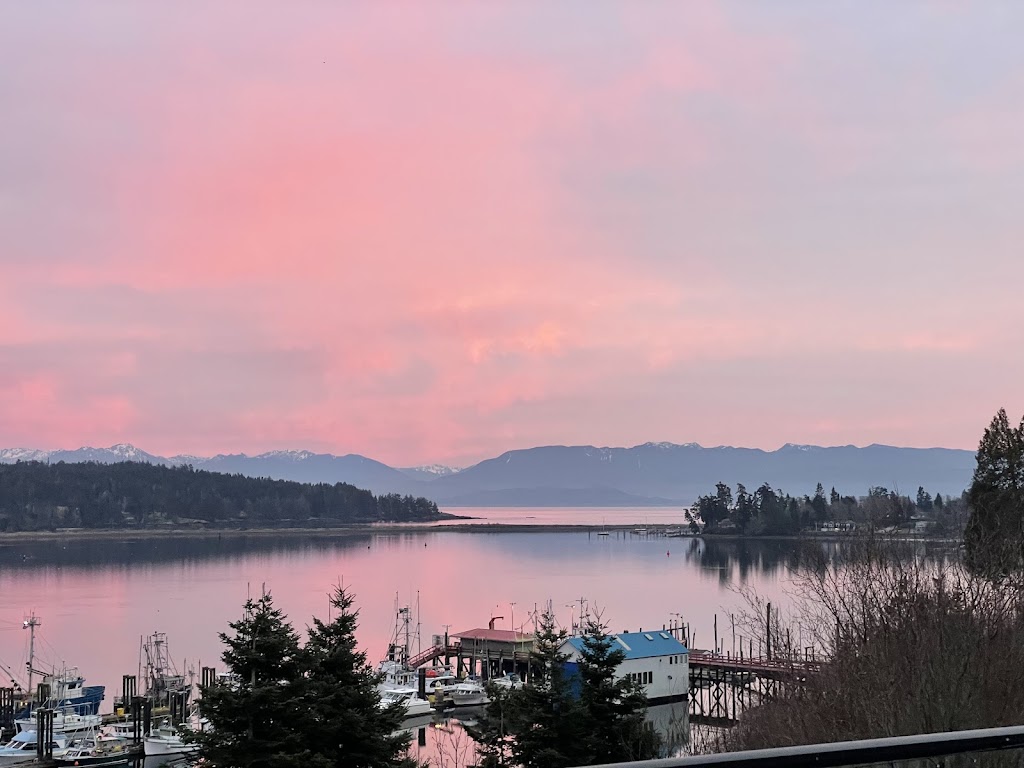 Sooke bnb | 6811 W Coast Rd, Sooke, BC V9Z 0P6, Canada | Phone: (250) 253-5029