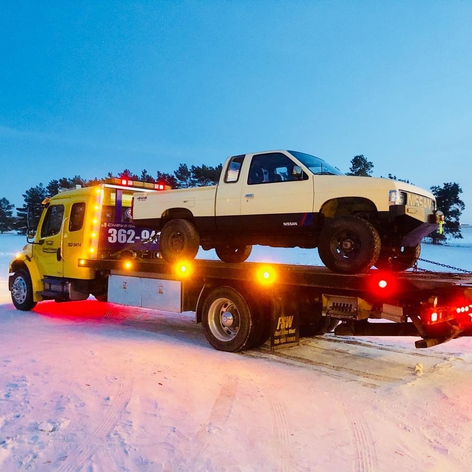 Morden Towing and Salvage | 421 9 St S, Morden, MB R6M 1Y4, Canada | Phone: (204) 362-9414