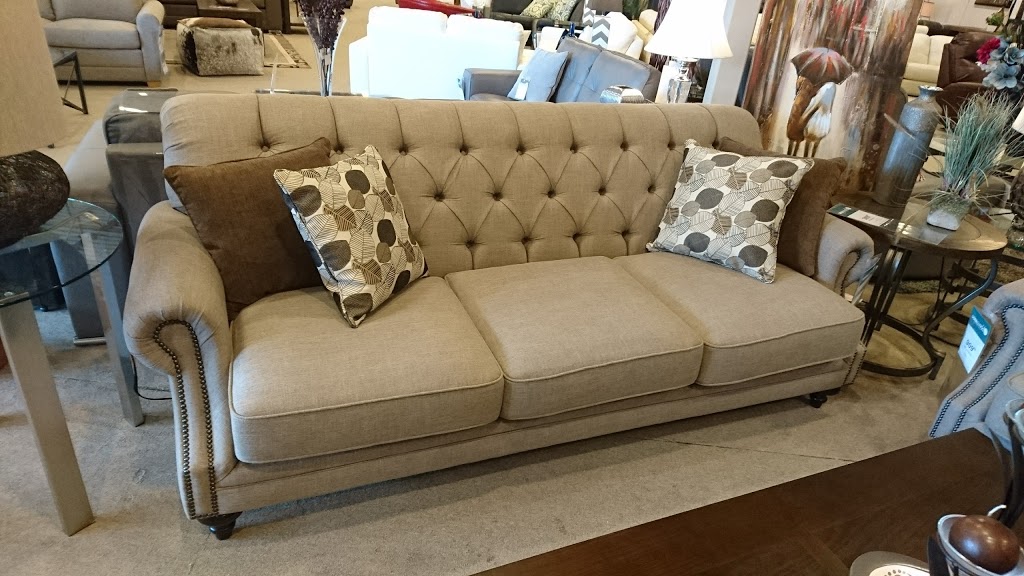 Sofa World | 1841 Merivale Rd, Nepean, ON K2G 1E3, Canada | Phone: (613) 723-7632