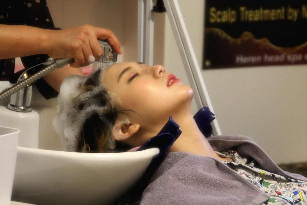 head spa heren | 98 Finch Ave E, North York, ON M2N 4R5, Canada | Phone: (647) 990-3217