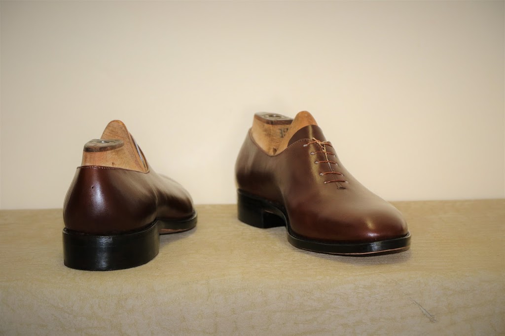 Hand Made Shoes | 196 Kenilworth Ave N, Hamilton, ON L8H 4S2, Canada | Phone: (416) 778-7012