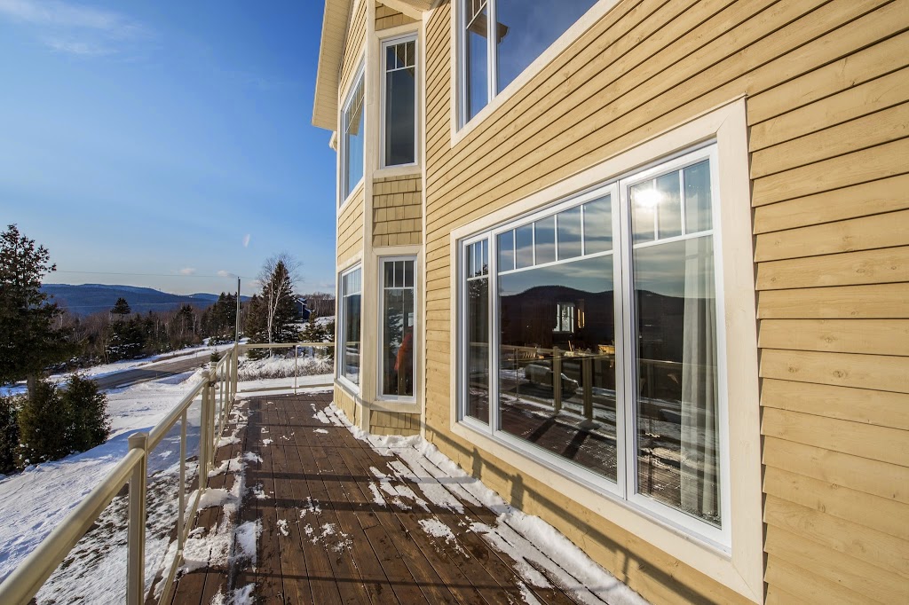 Prestige Charlevoix Chalet LEstran | 116 Chemin Josaphat, Petite-Rivière-Saint-François, QC G0A 2L0, Canada | Phone: (514) 899-0990